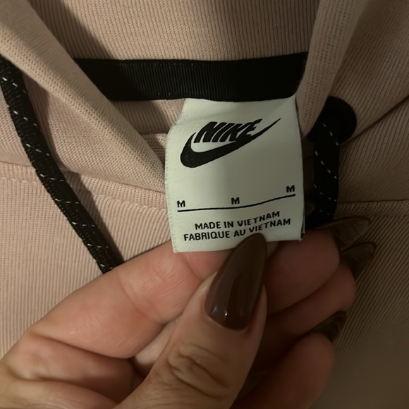 Nike~matching set. - Picture 4 of 5